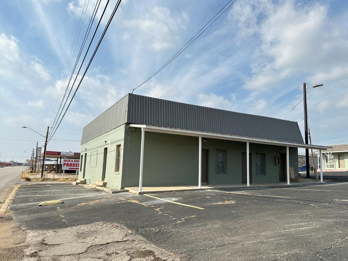 Llano Motel Exterior photo