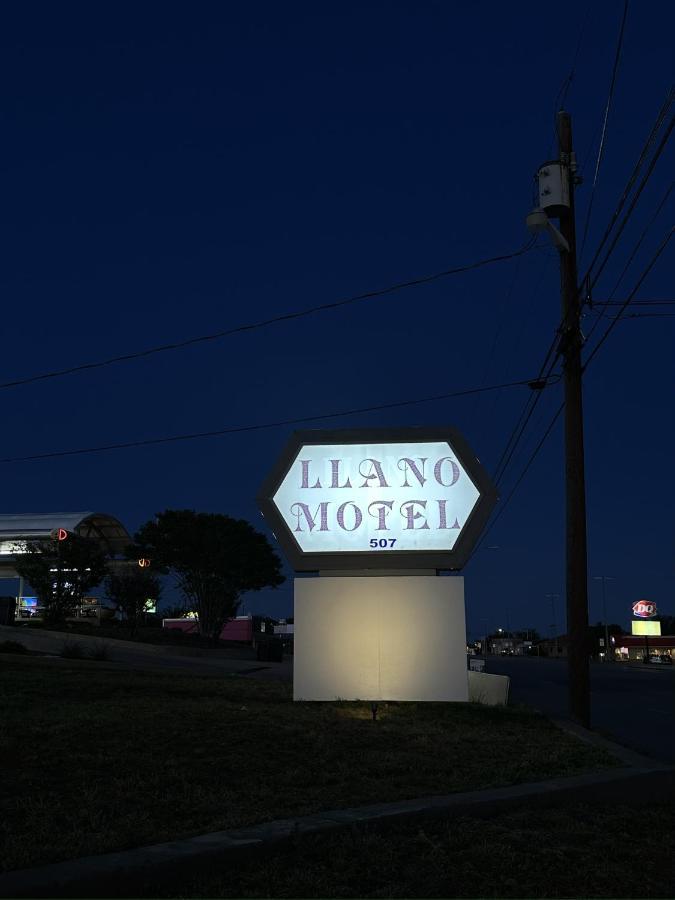 Llano Motel Exterior photo
